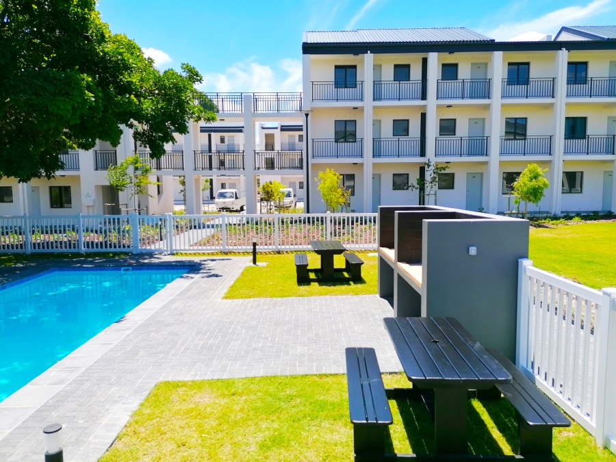 1 Bedroom Property for Sale in Haasendal Western Cape